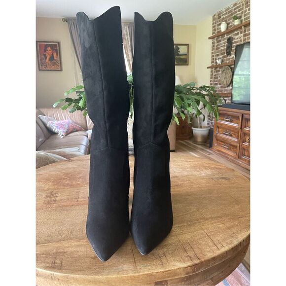 FOREVER 21 Faux  Black Suede Pointed toe  heeled boots - Picture 2 of 9